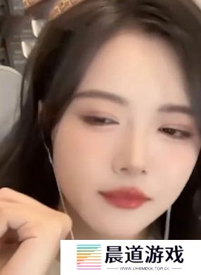 LPL主持駱歆自曝擇偶標準，稱不想當媽想當女兒，網友：喜歡爹味男友