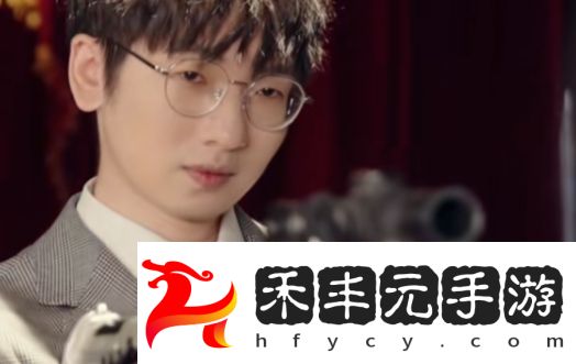 LPL解說和美女演員拍短劇，被網友質疑是否要轉行，本人：拍著玩而已